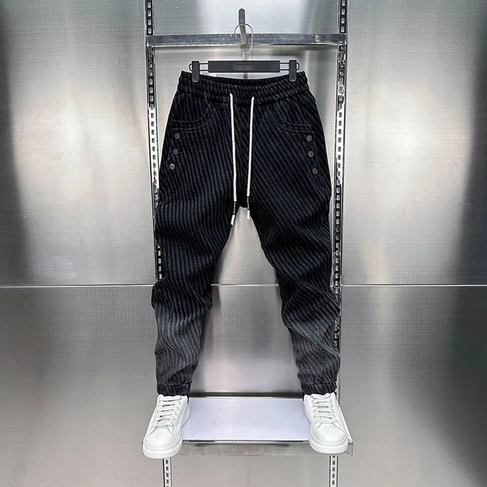 SAINTEND Patterned Snap Joggers – Black Textured Slim-Fit Streetwear Pants