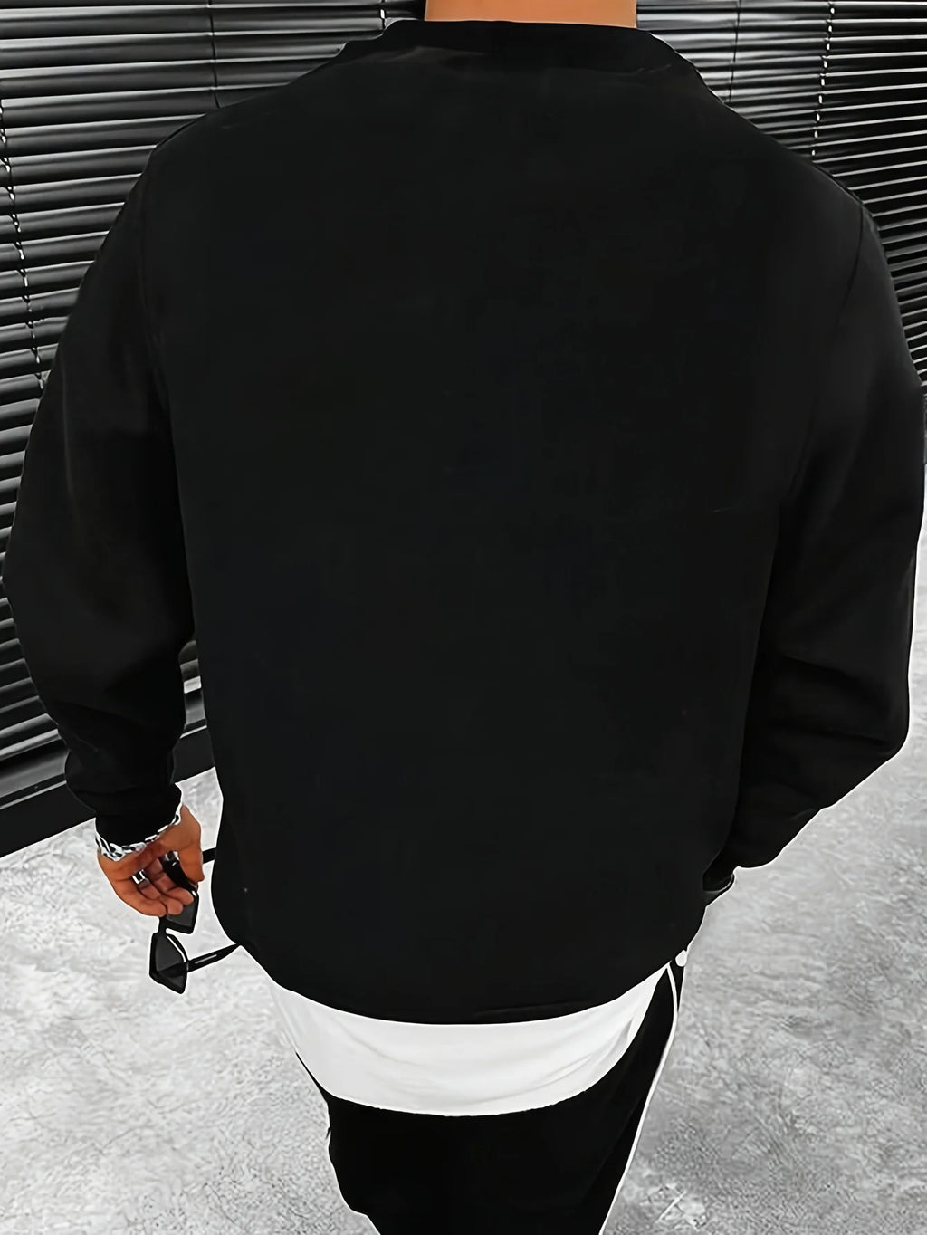 SAINTEND “Chicago 23” Sweatshirt – White Oversized Vintage Sportswear Crewneck